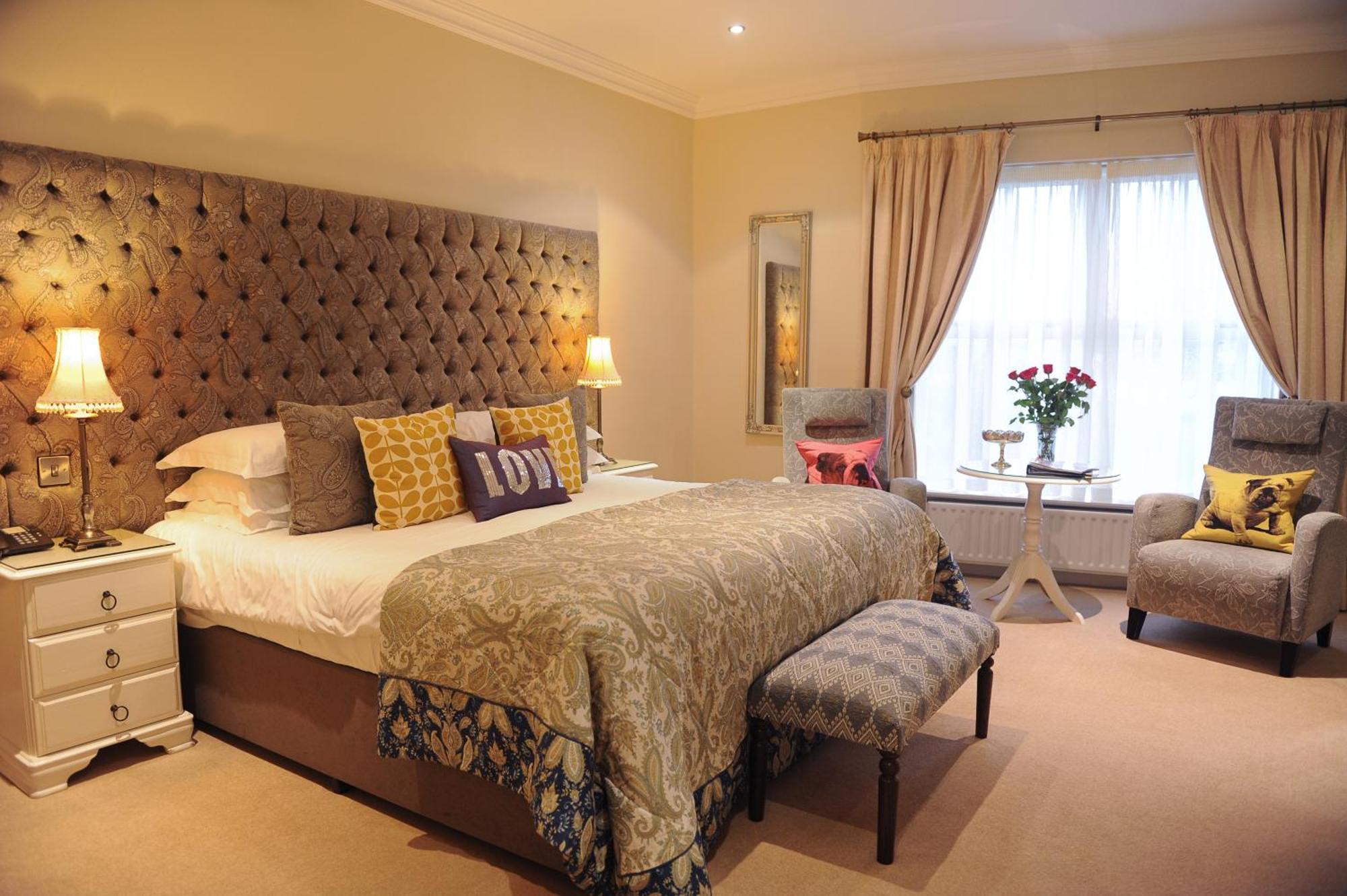 Superior King Room